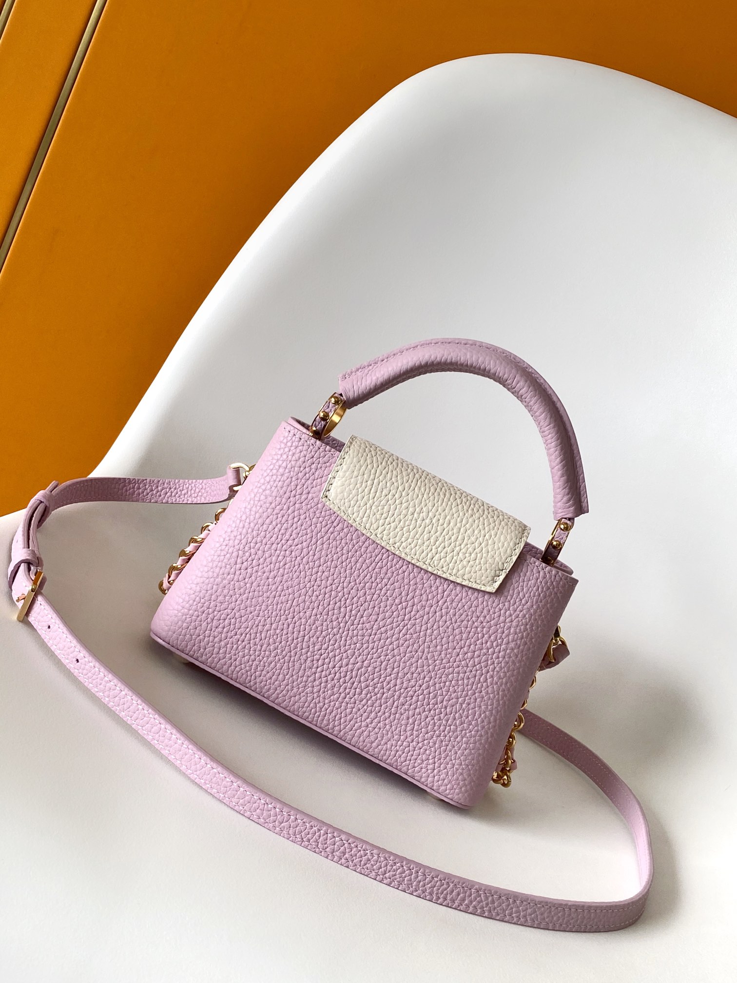 Louis Vuitton LV Capucines Mini Bag M23951 in Pink