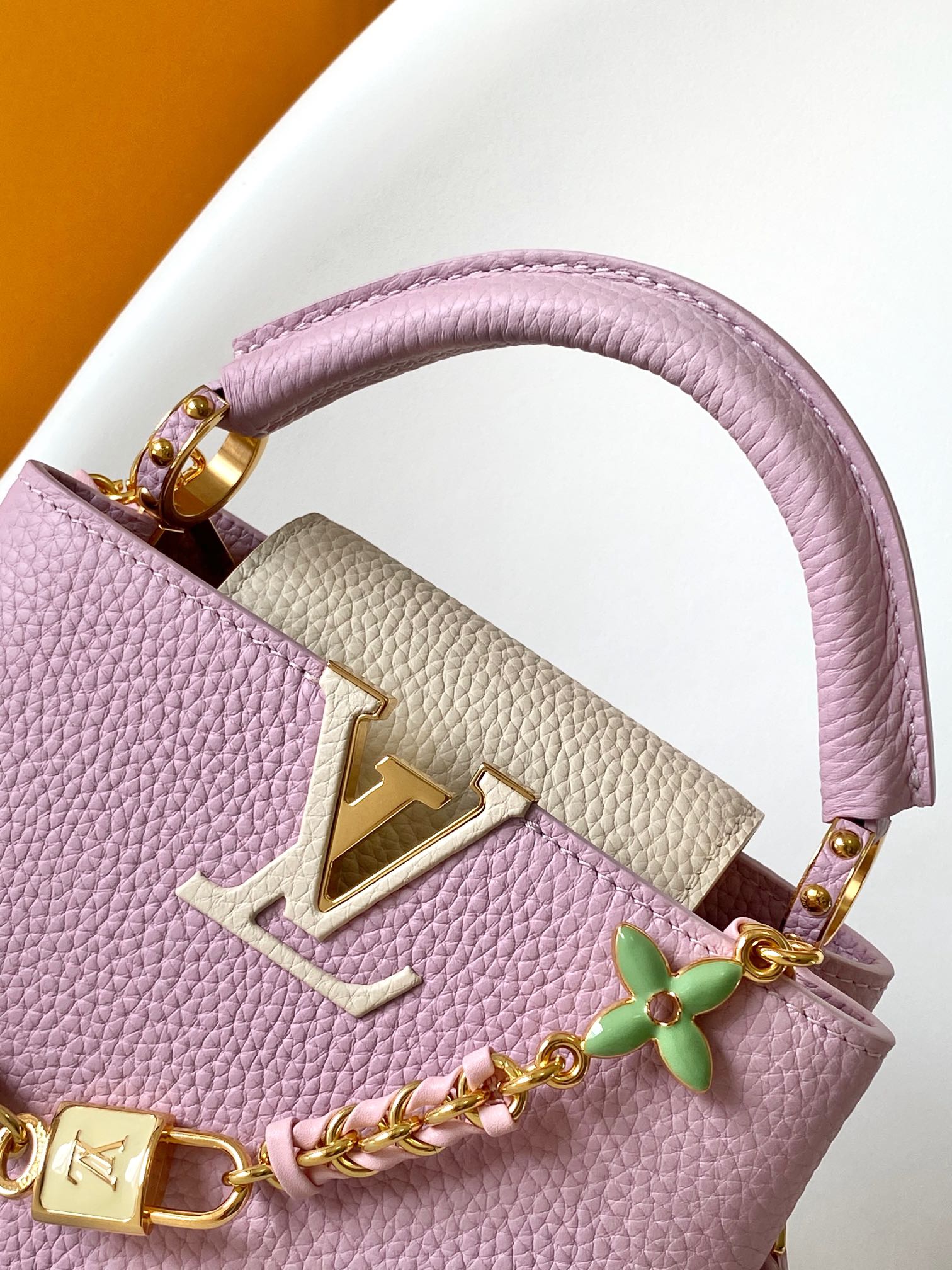 Louis Vuitton LV Capucines Mini Bag M23951 in Pink