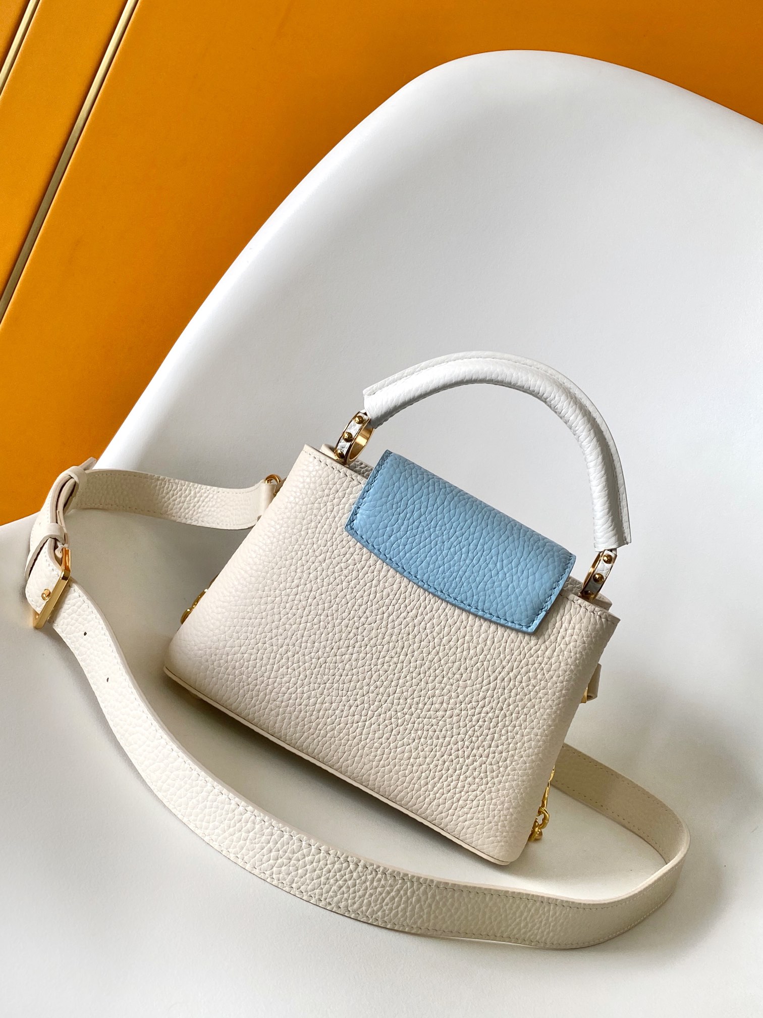 Louis Vuitton LV Capucines Mini Bag M25339 in Cream