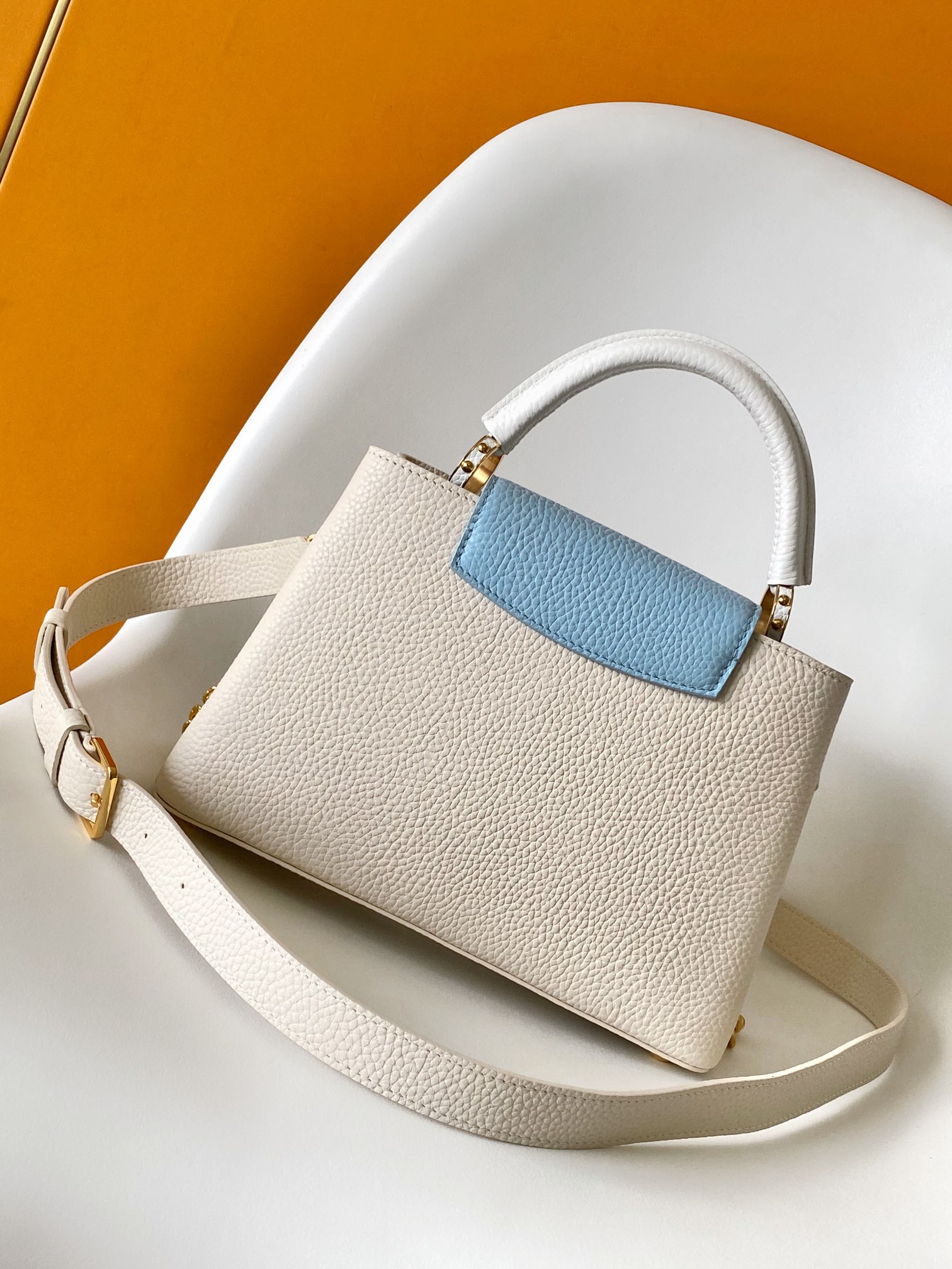 Louis Vuitton LV Capucines Mini Bag M25339 in Cream