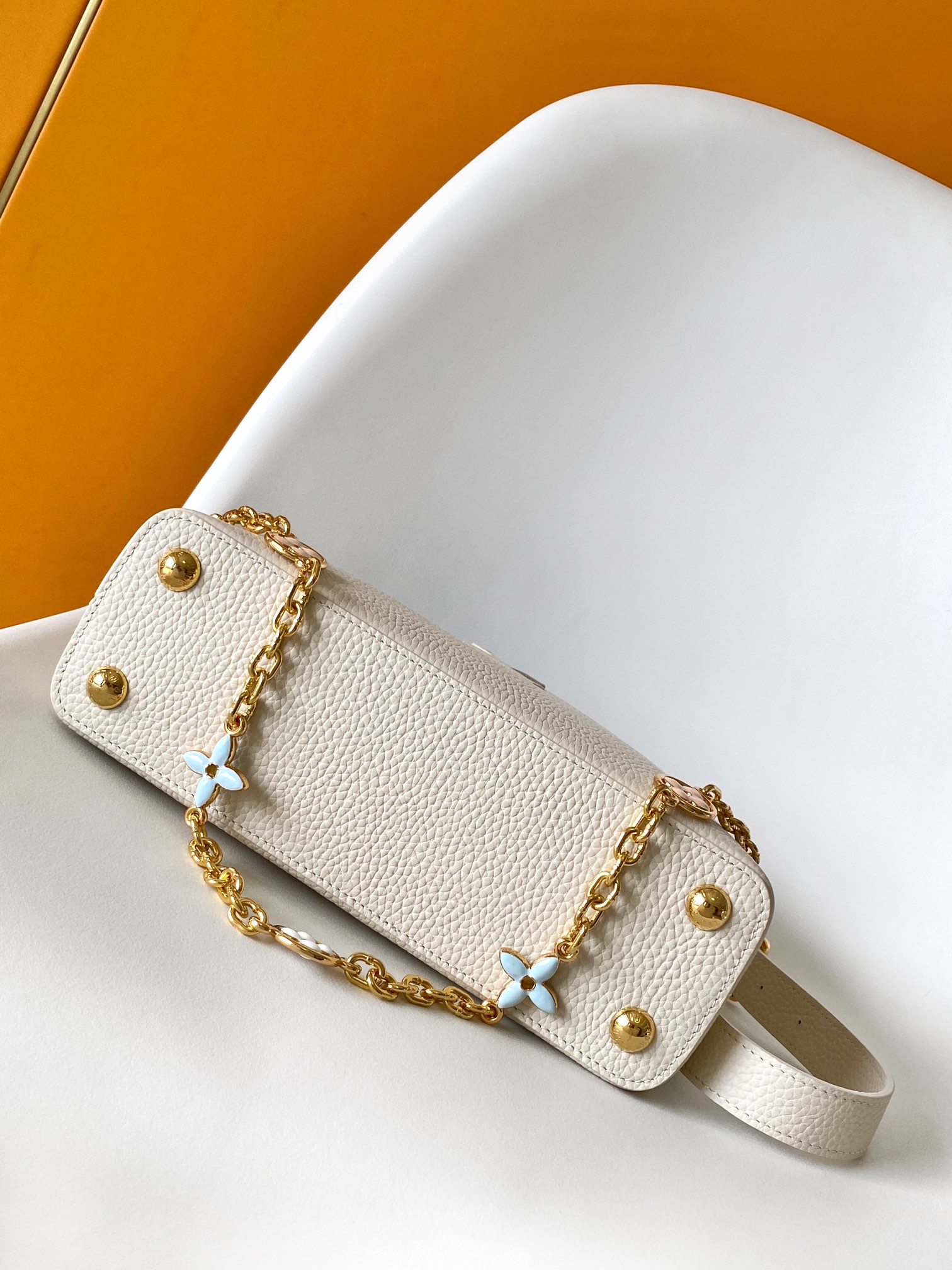 Louis Vuitton LV Capucines Mini Bag M25339 in Cream