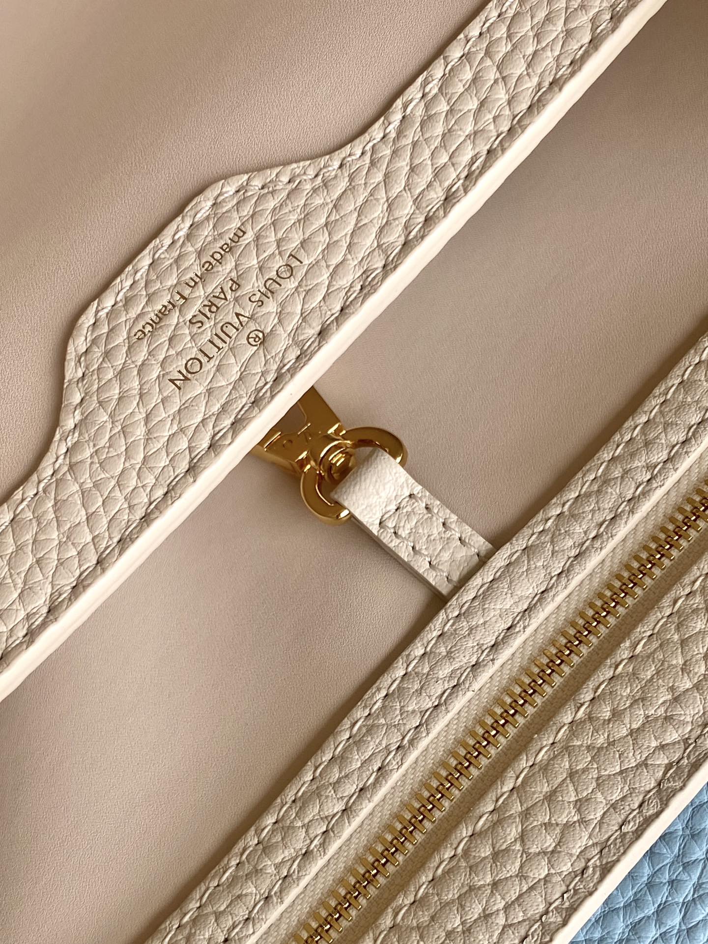 Louis Vuitton LV Capucines Mini Bag M25339 in Cream