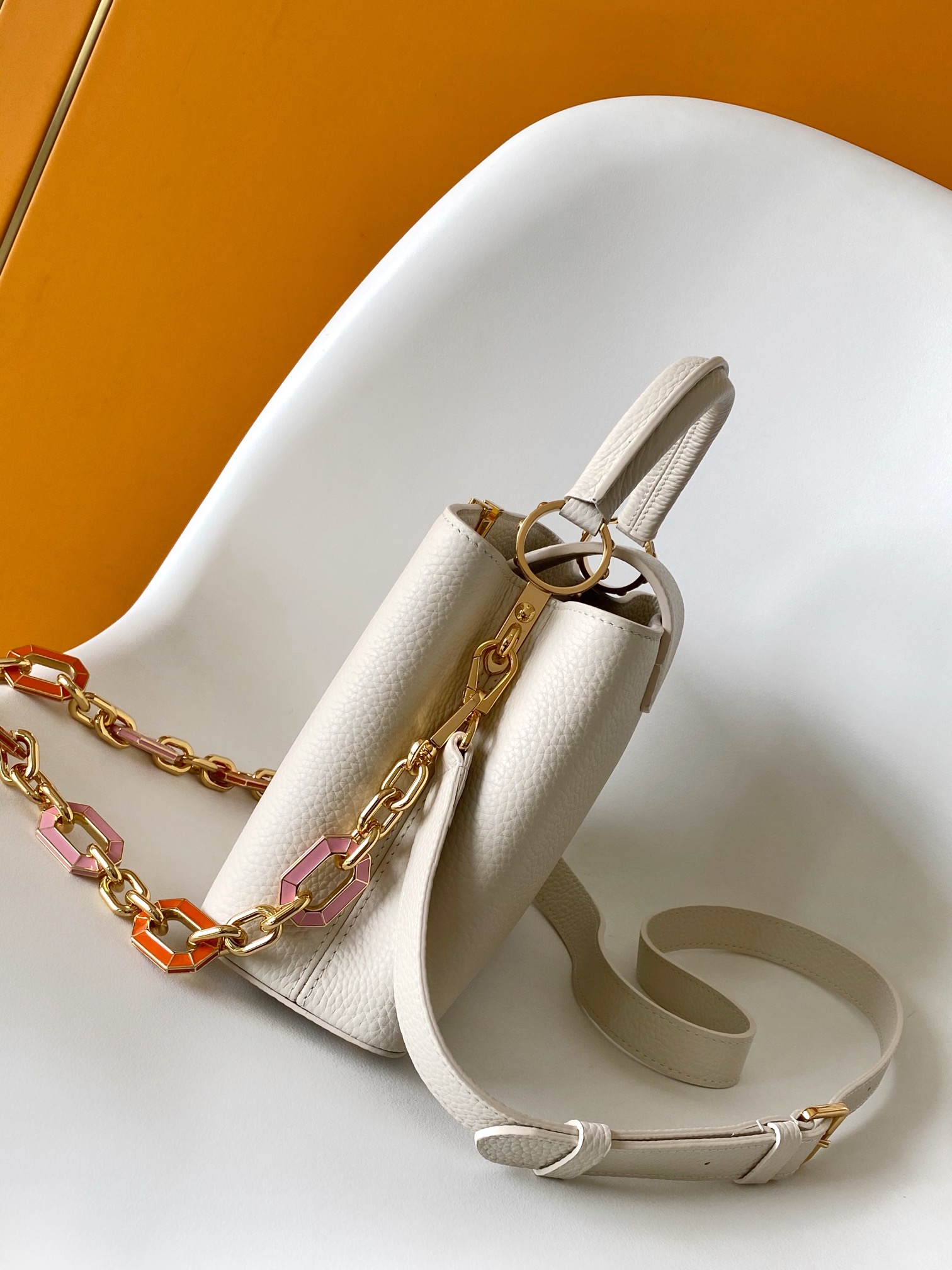 Louis Vuitton LV Capucines Mini Bag M25339 in Cream