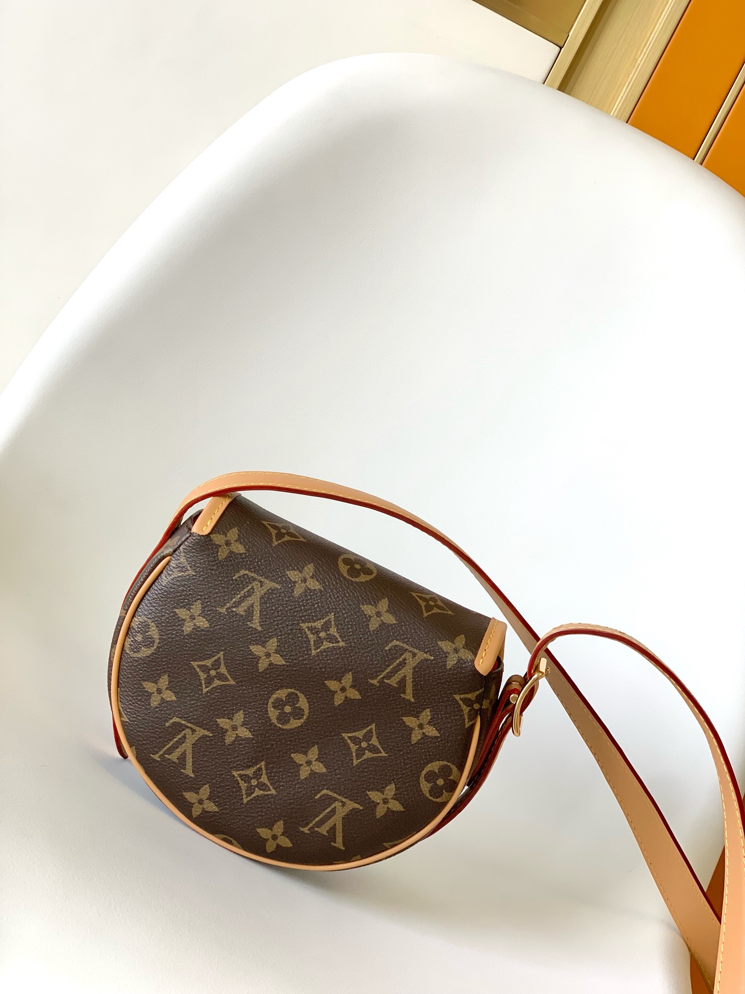 Louis Vuitton LV Tambourin Bag M44860 by Nicolas Ghesqui??re