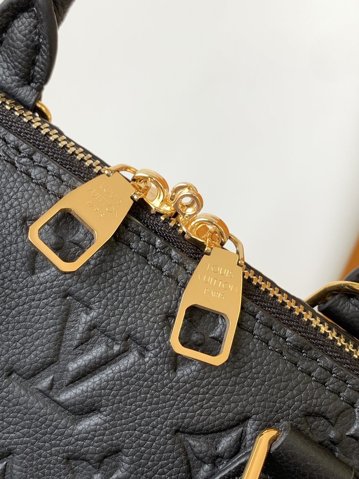  Louis Vuitton LV NEO ALMA BB Bag M44832