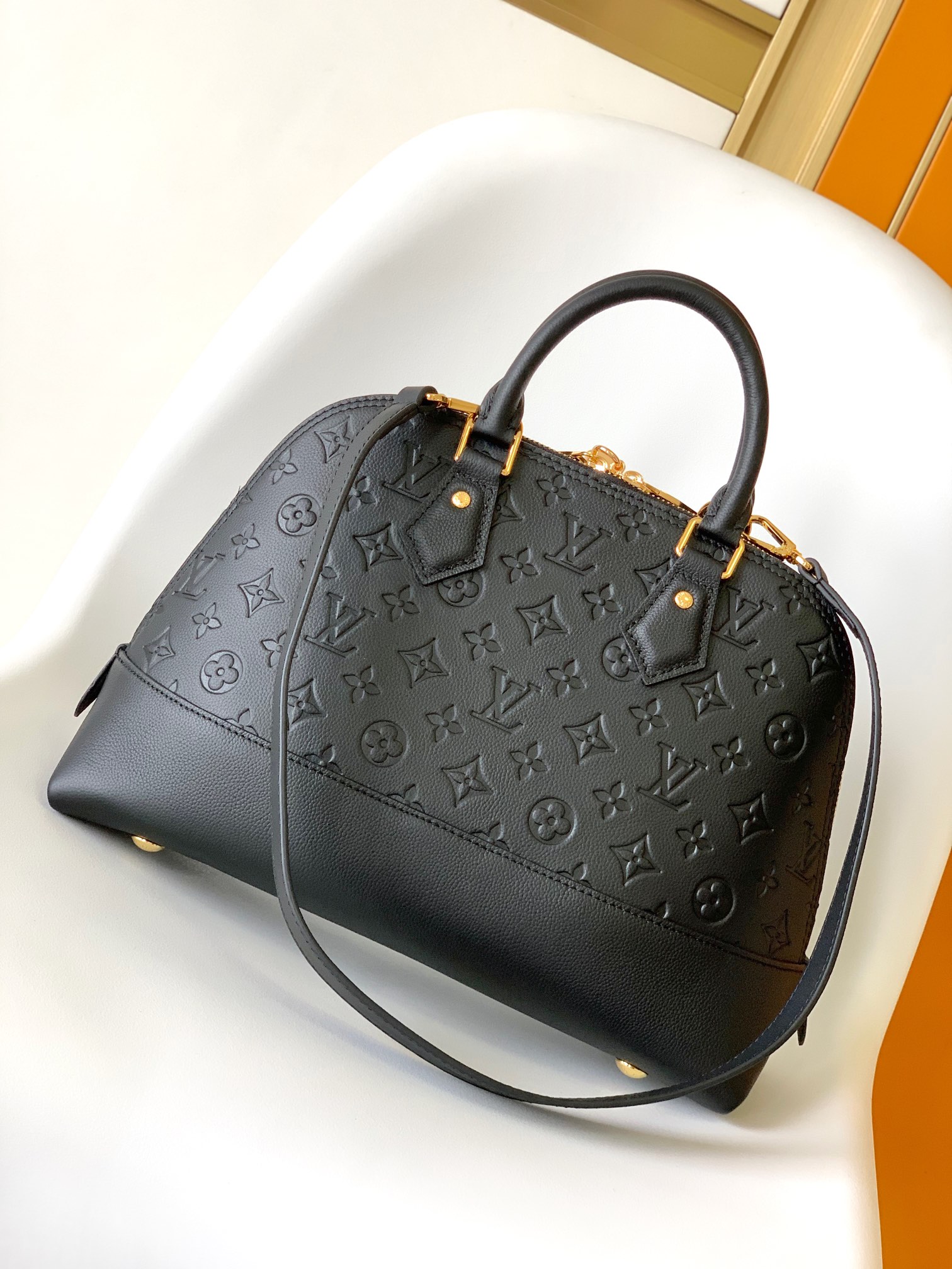  Louis Vuitton LV NEO ALMA BB Bag M44832