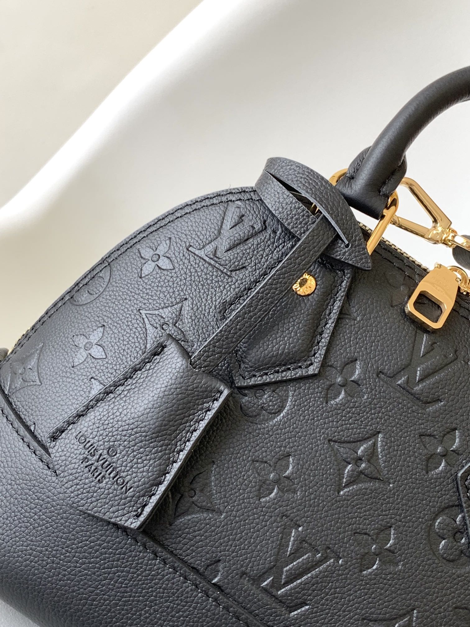 Louis Vuitton LV N??o Alma BB Bag M44829