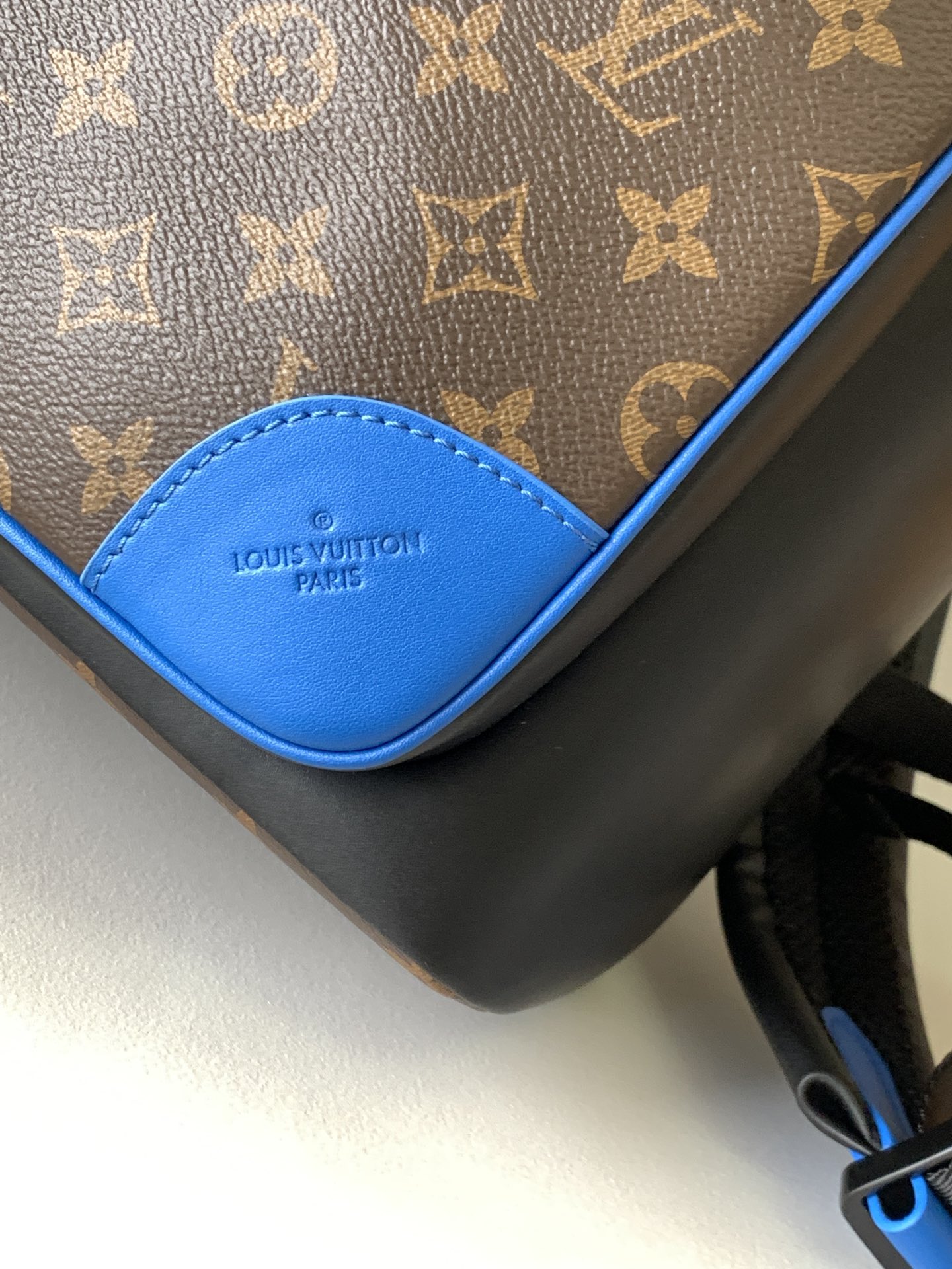 Louis Vuitton LV M45867 Damier Blue Backpack