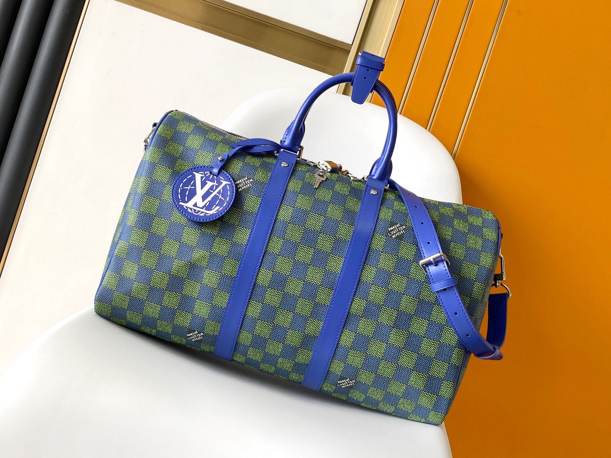 Louis Vuitton LV M41418 Langer Checkerboard Bag with Dynamic Chip