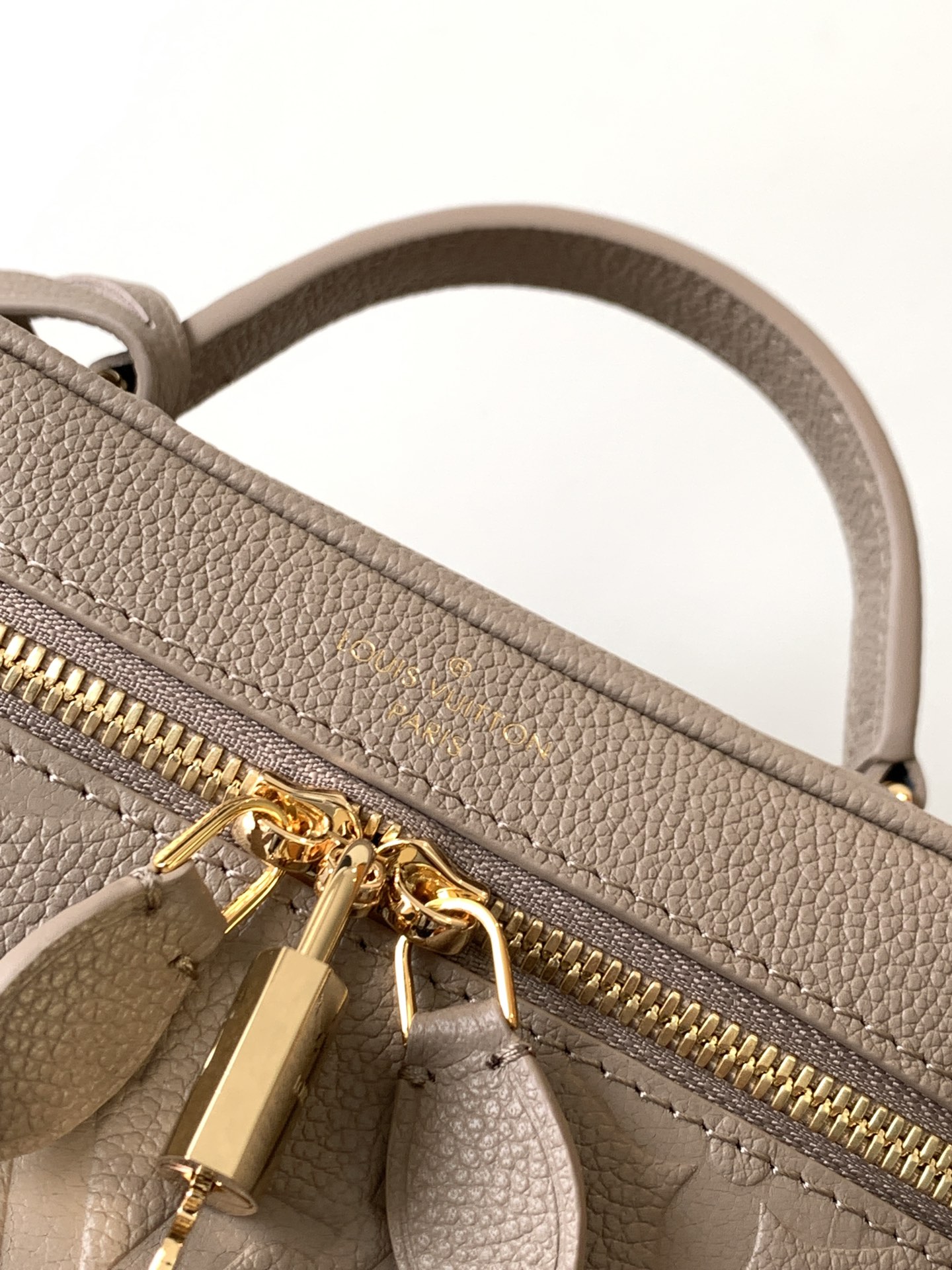 Louis Vuitton LV M45608 Vanity Small Handbag in Gray