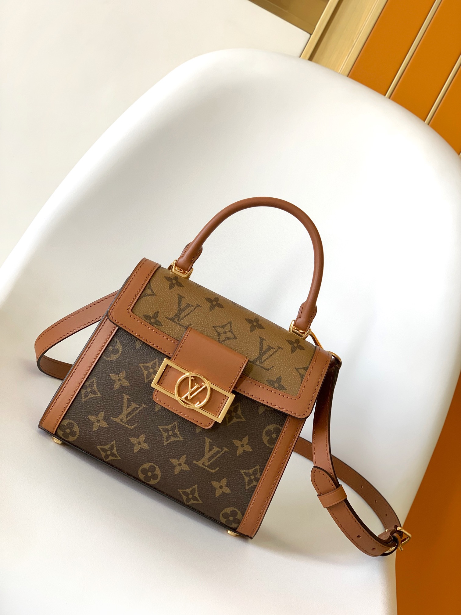 Louis Vuitton LV M46751 Dauphine Capitale Handbag