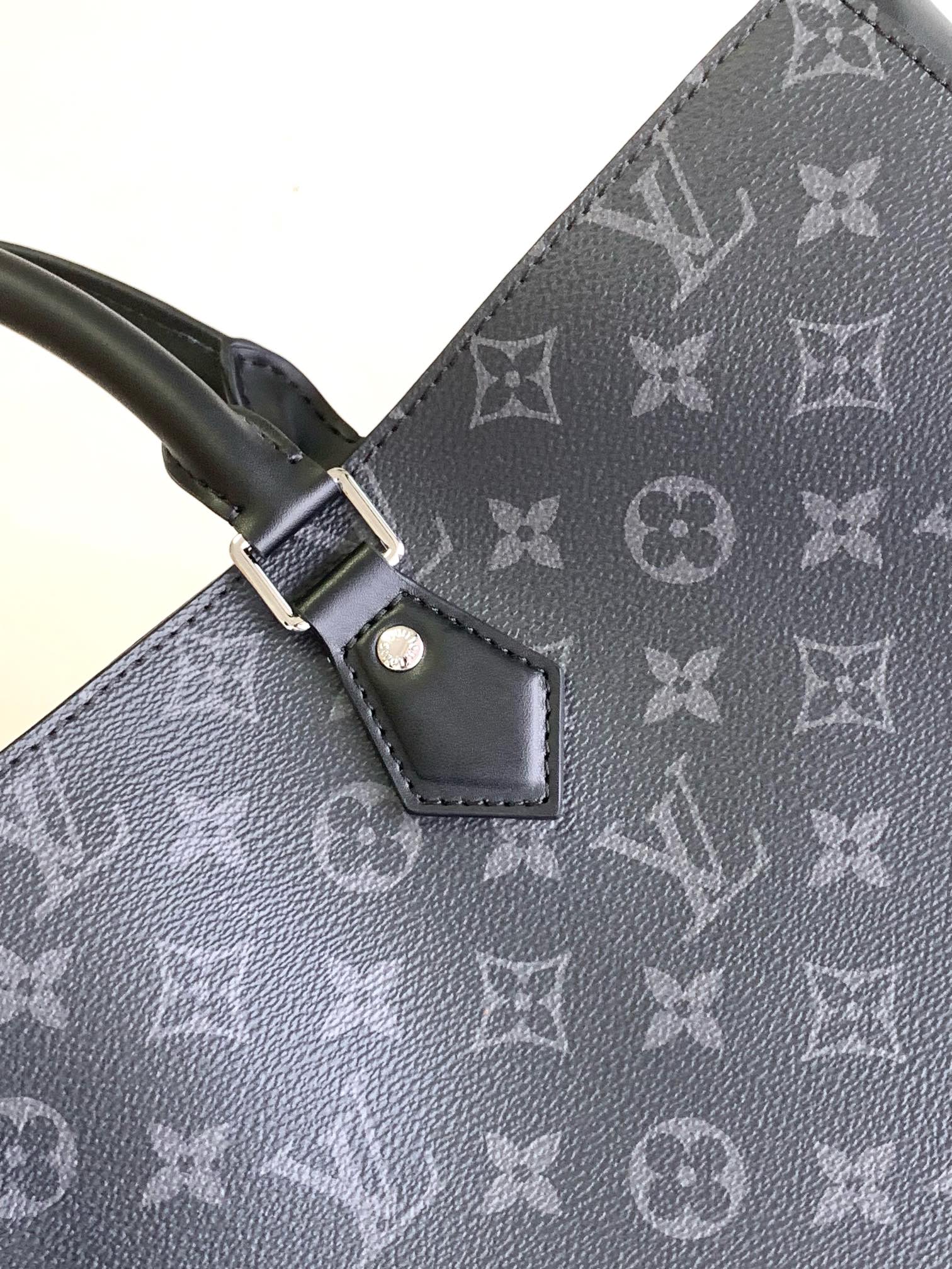 GRAND SAC Handbag Louis Vuitton LV  M44733 - Black Floral