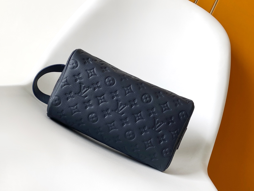 Louis Vuitton LV Dopp Kit M11497 - Blue Taurillon Monogram