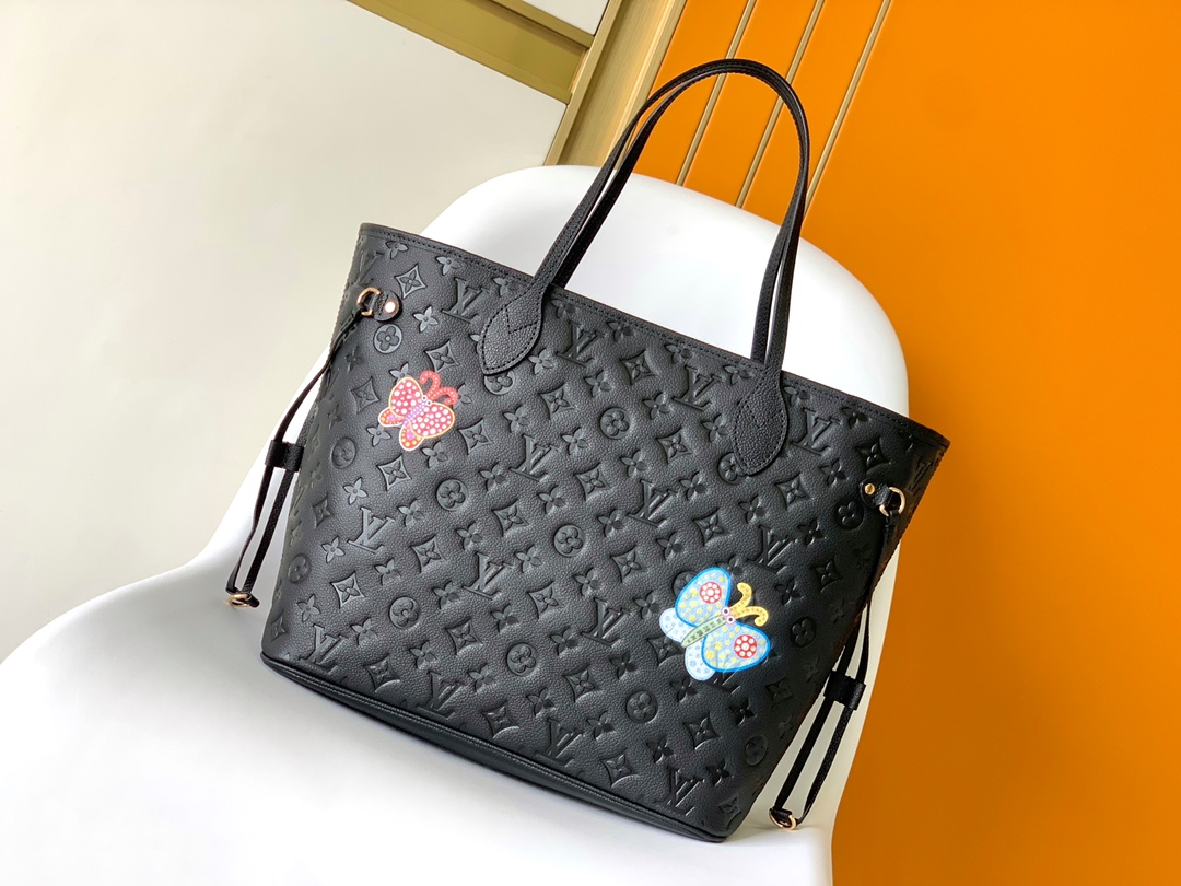 Louis Vuitton LV Neverfull MM M21733 Black Flower