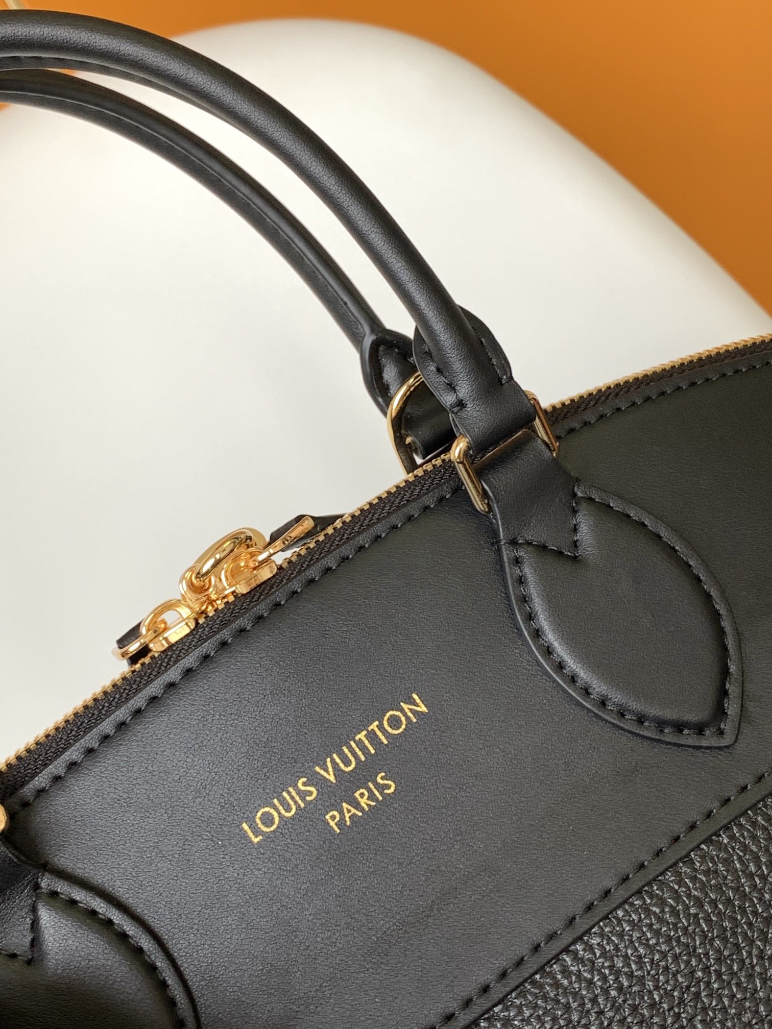 Louis Vuitton LV Lock It MM Bag M22914 Black