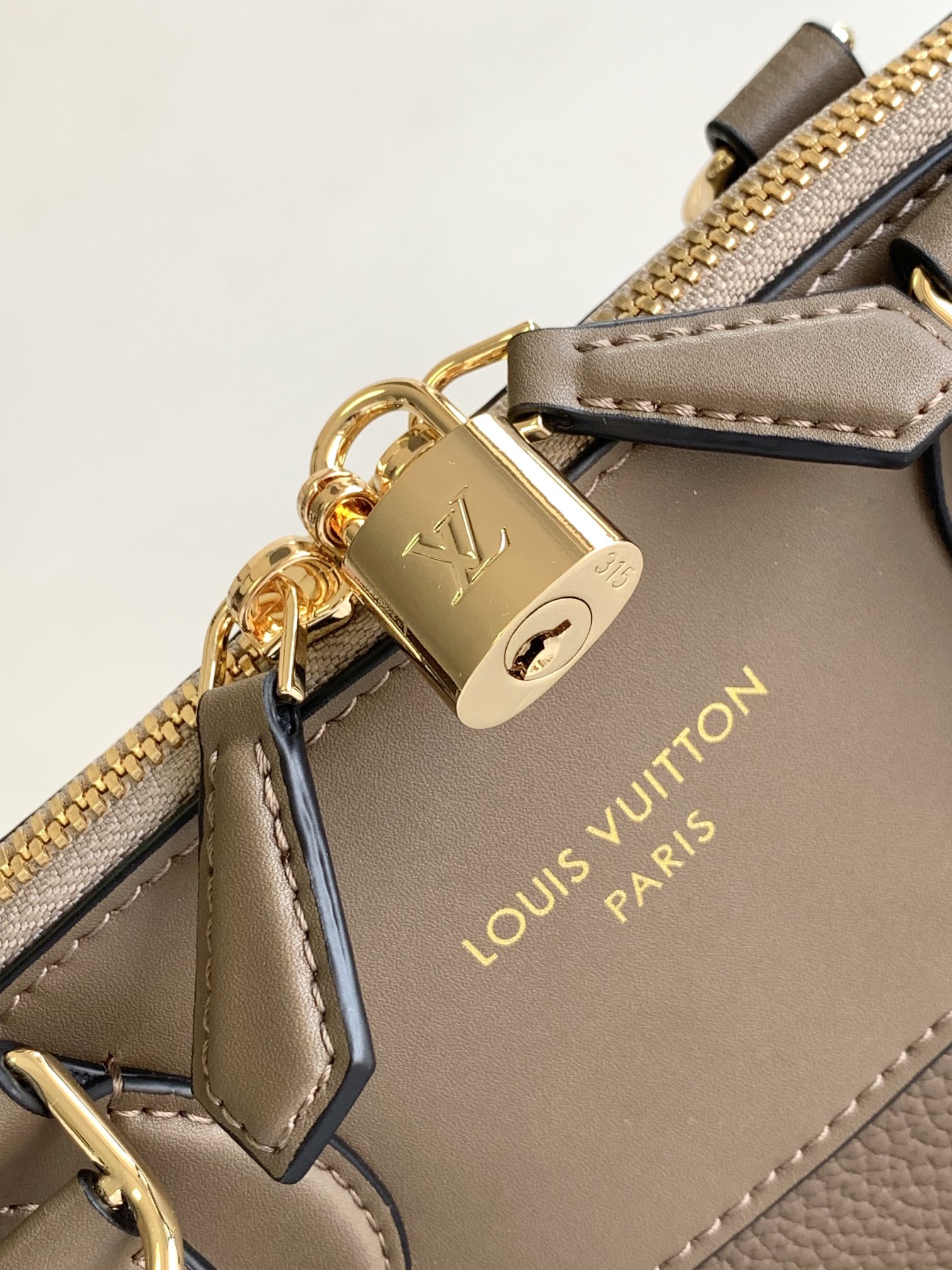 Louis Vuitton LV Lock It MM Bag M22927 Grey-Brown