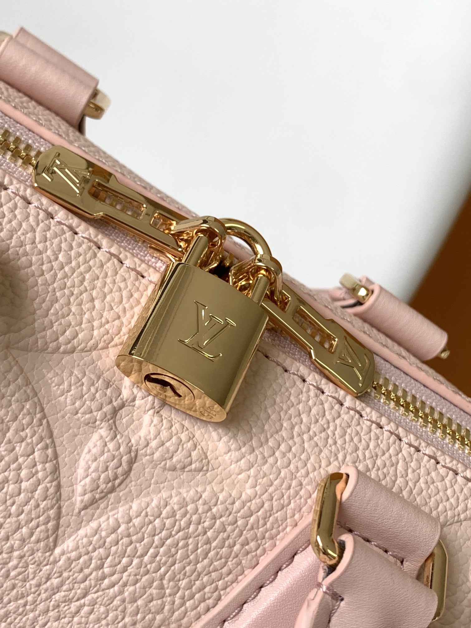  Louis Vuitton LV Speedy Bandouli??re 20 Bag M47136 Pink