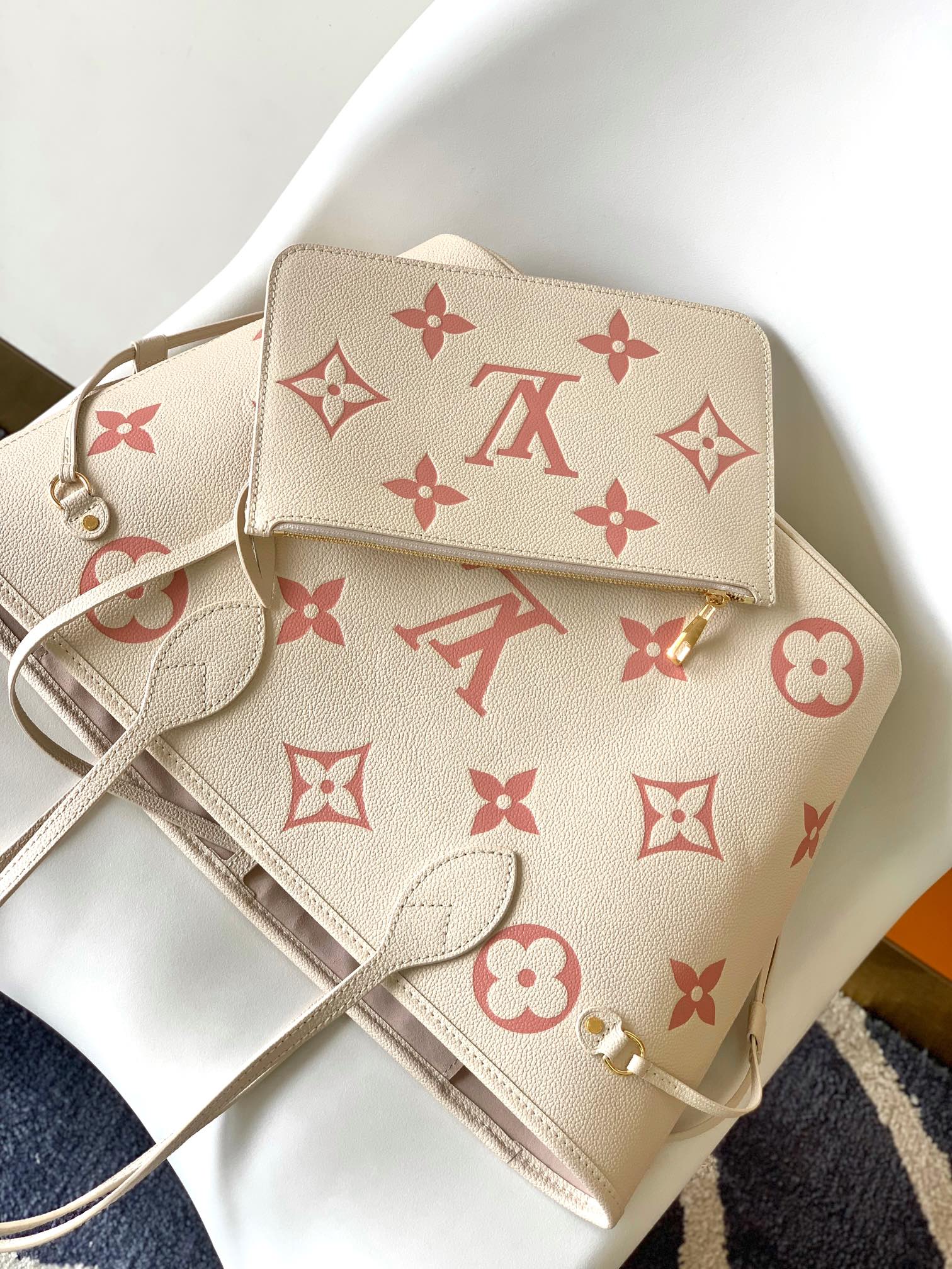 Louis Vuitton LV Neverfull MM Bag M21579 Cream White and Pink