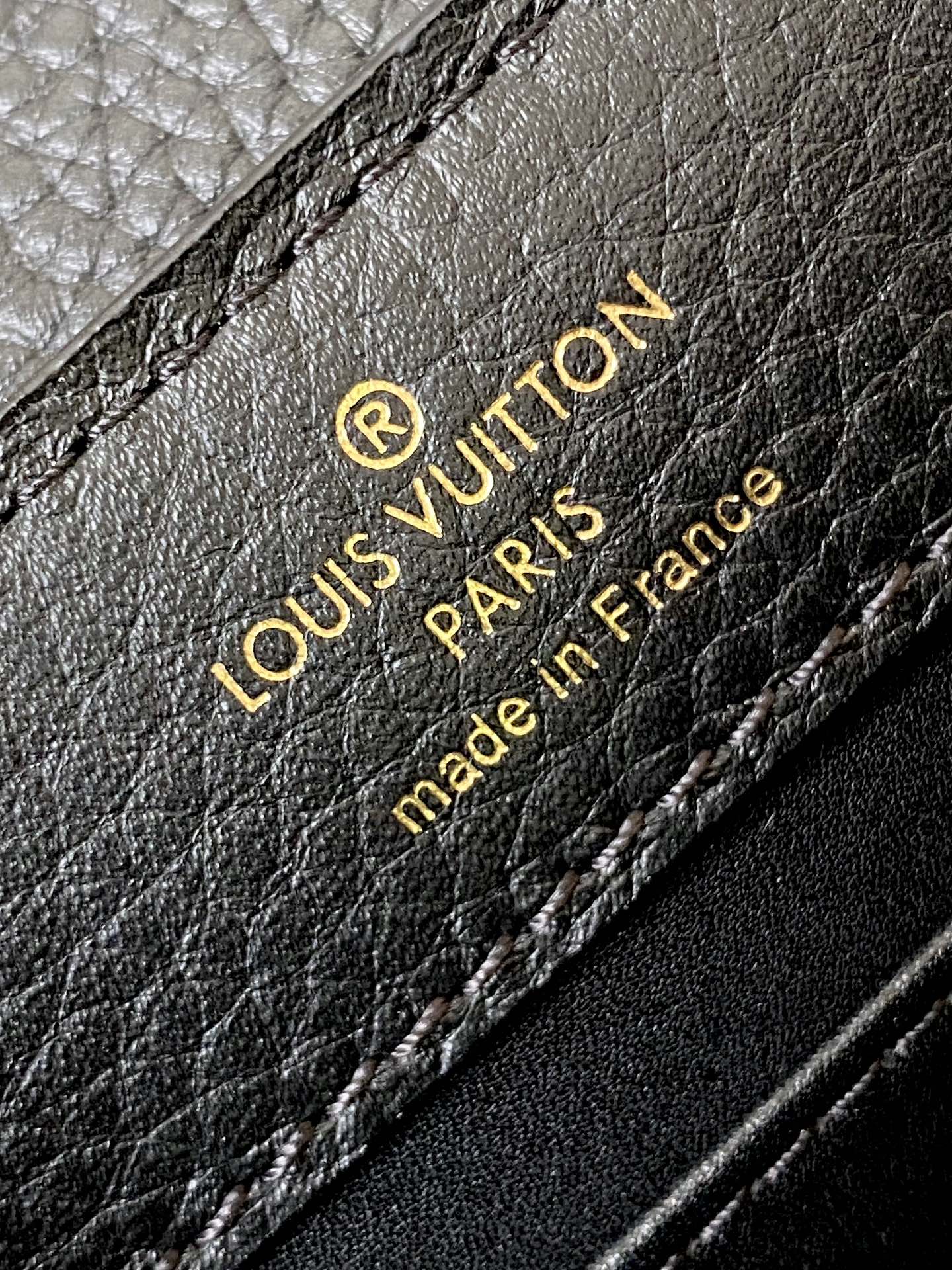 Louis Vuitton LV Capucines BB Bag M59709 Small Black