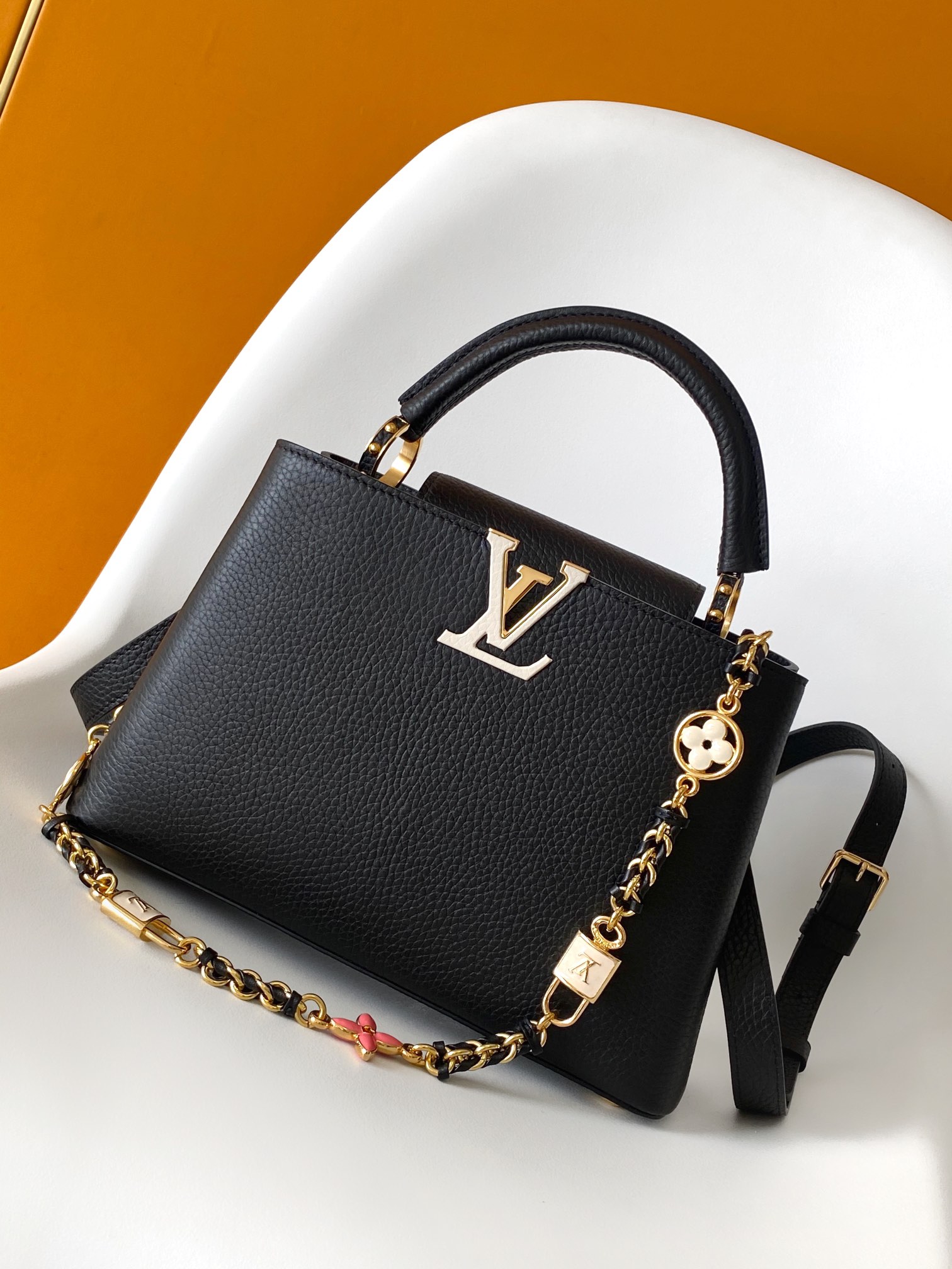 Louis Vuitton LV Capucines Mini Bag M23950 Large Black