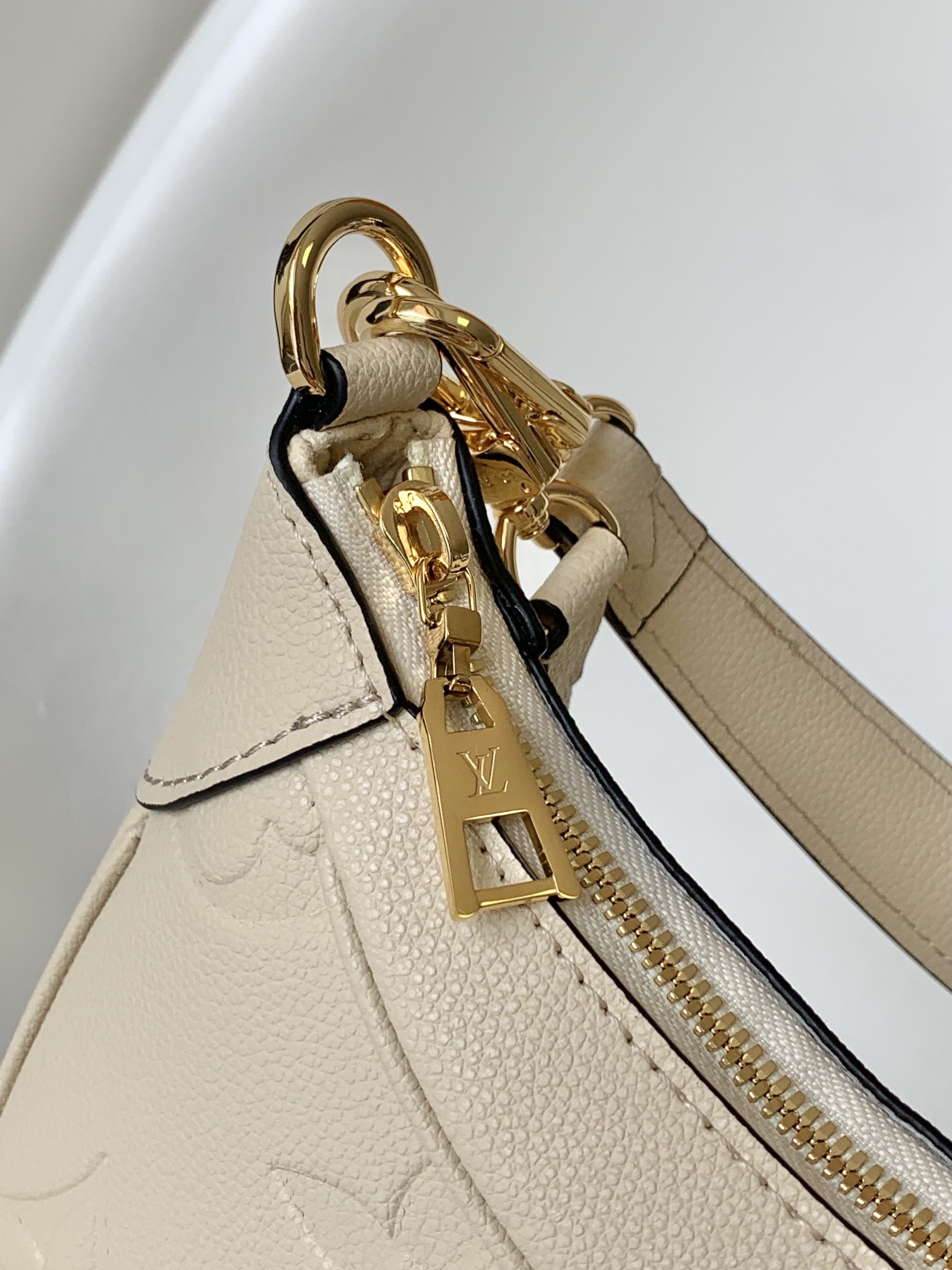 Louis Vuitton LV Bagatelle Bag M46099 in Cream