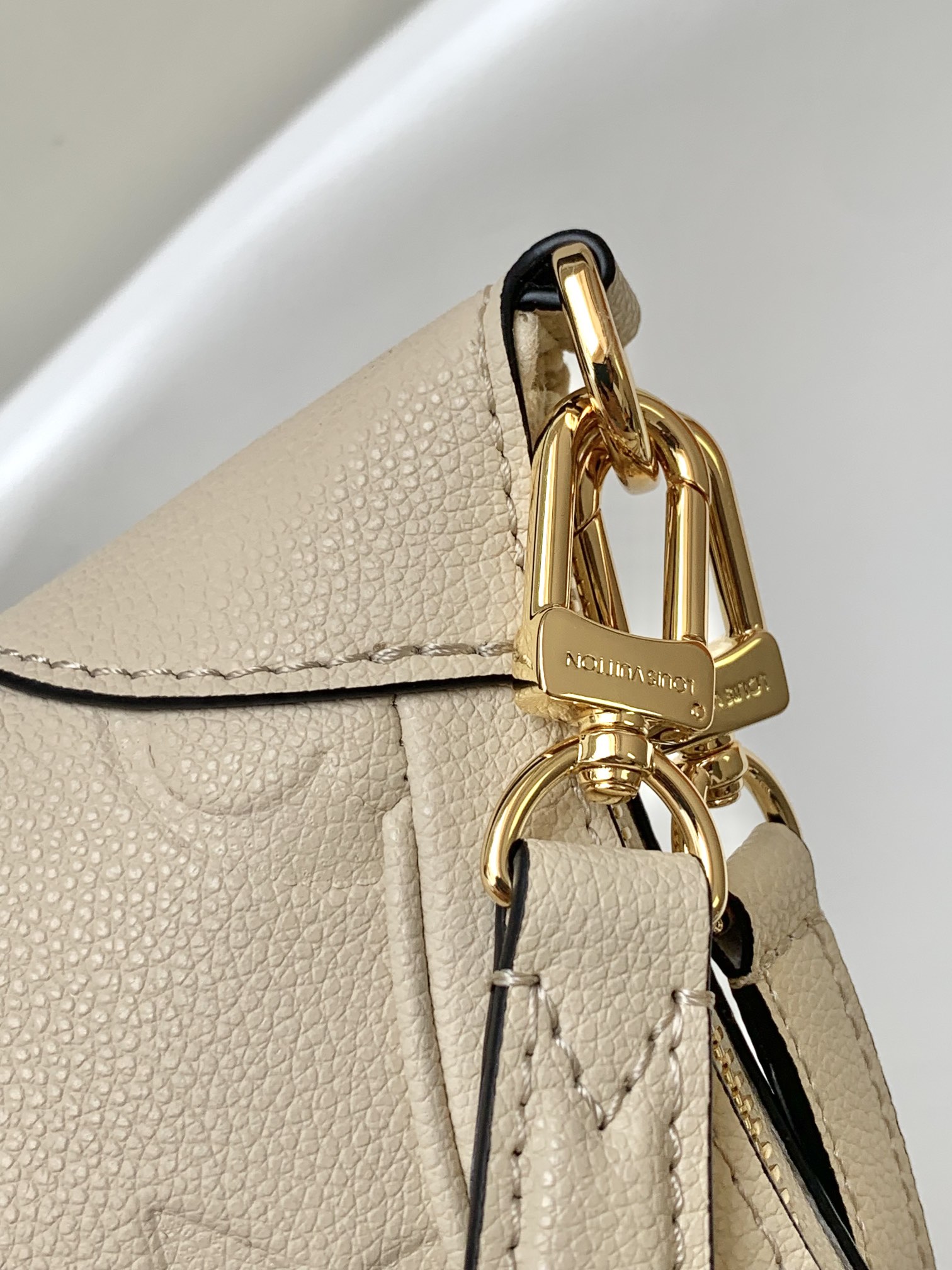 Louis Vuitton LV Bagatelle Bag M46099 in Cream