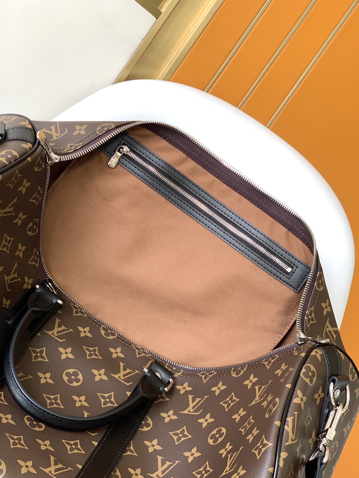 Louis Vuitton LV Keepall 50 Travel Bag M56713