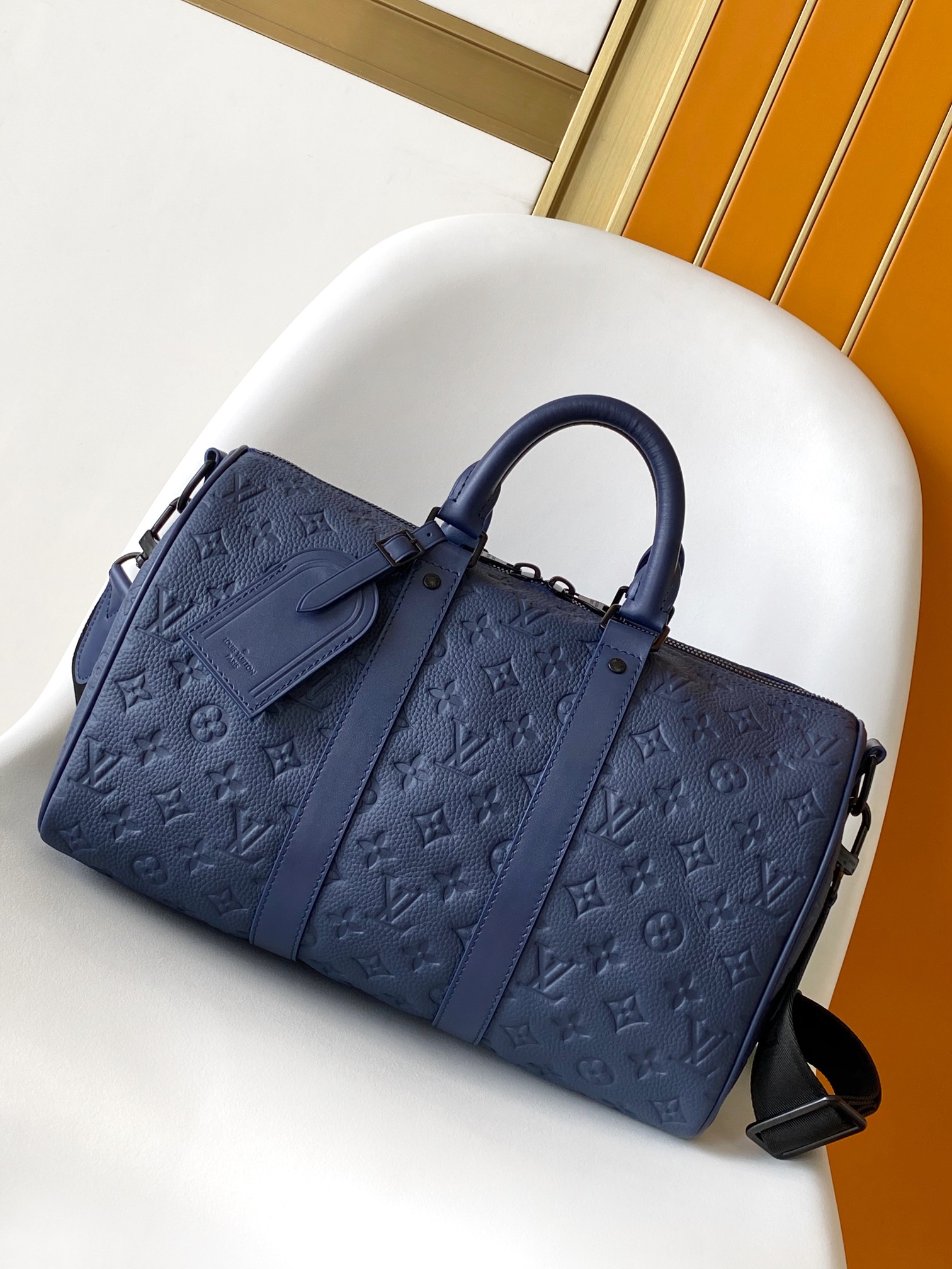 Louis Vuitton LV Keepall Bandouli??re 35 Handbag - M11691