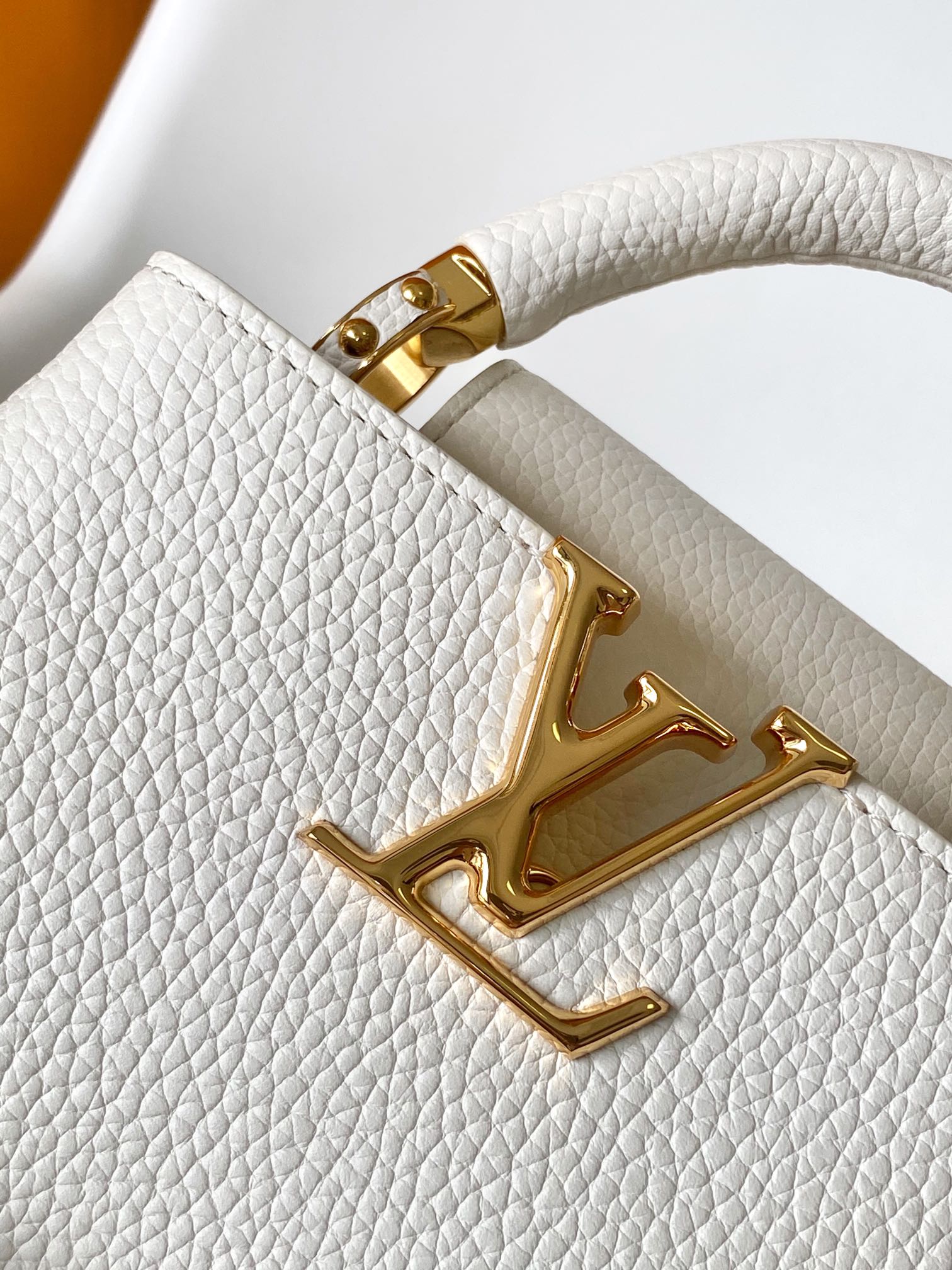 Louis Vuitton LV Capucines Mini Handbag - M23944 Cream (Small)