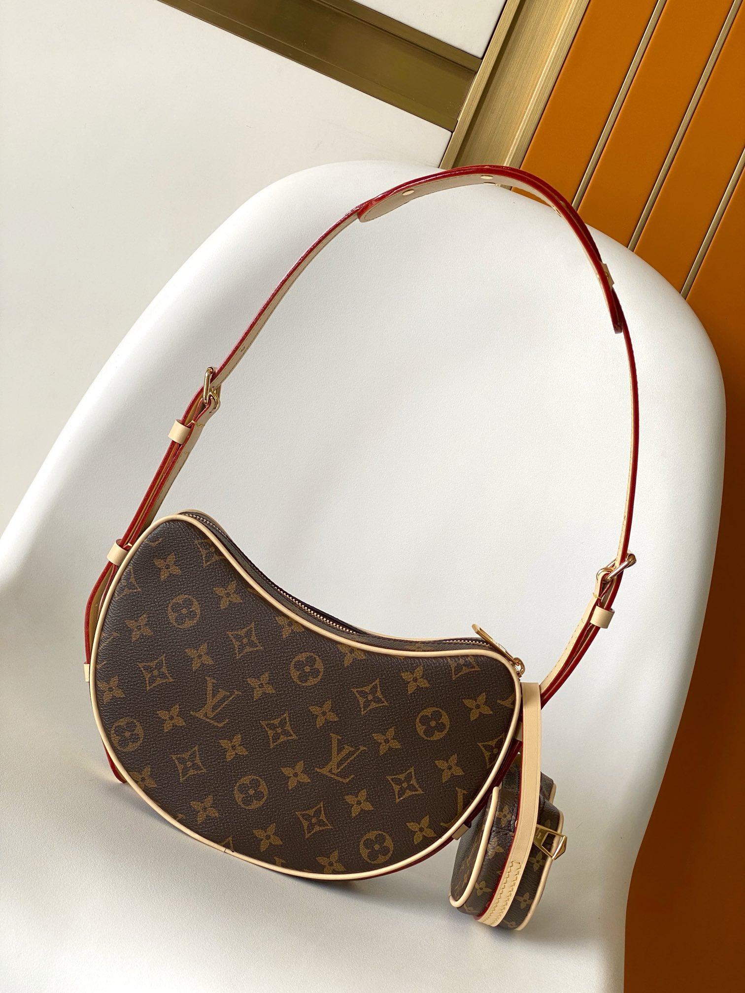 Louis Vuitton LV Monogram Pea Bag with Adjustable Horn Shoulder Strap - M46828