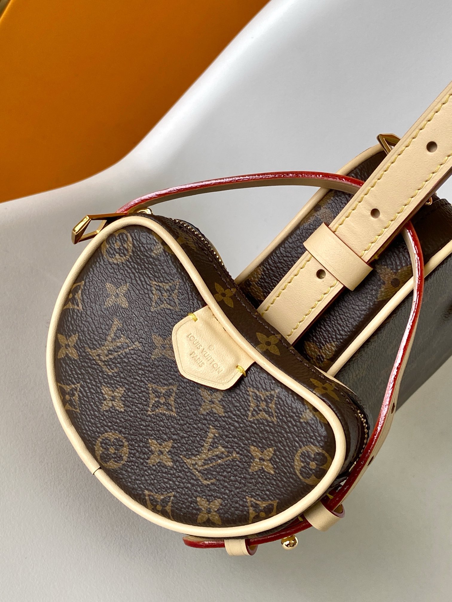 Louis Vuitton LV Monogram Pea Bag with Adjustable Horn Shoulder Strap - M46828