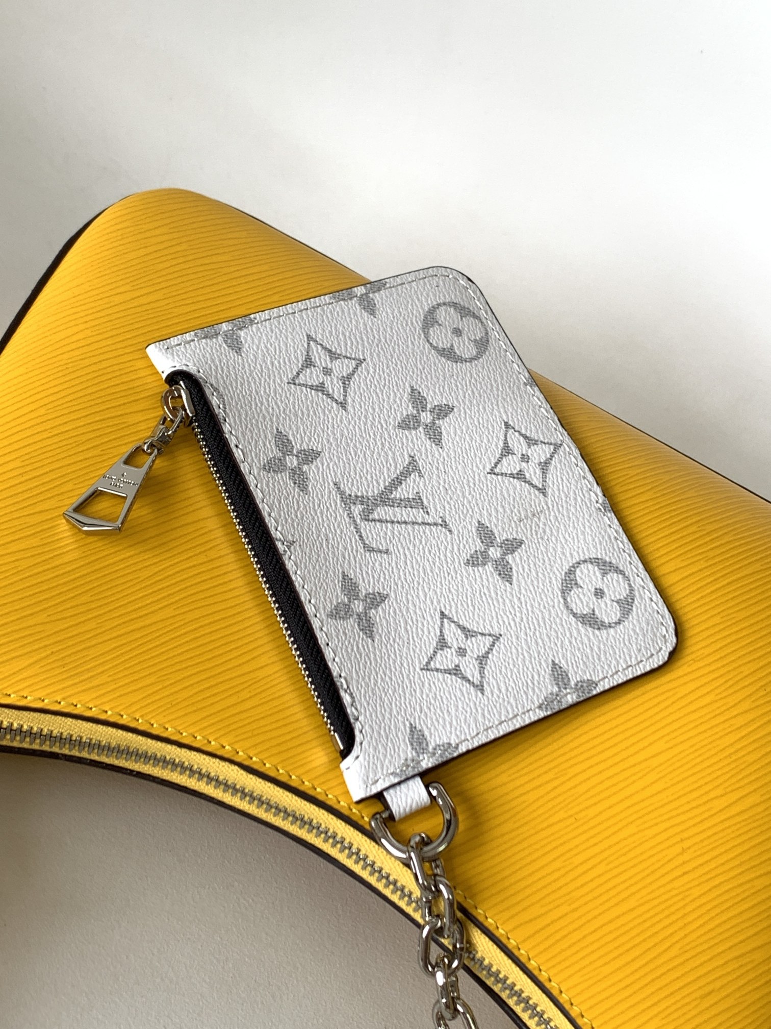 Louis Vuitton LV Marelle Handbag - Epi Leather - Yellow - M59488