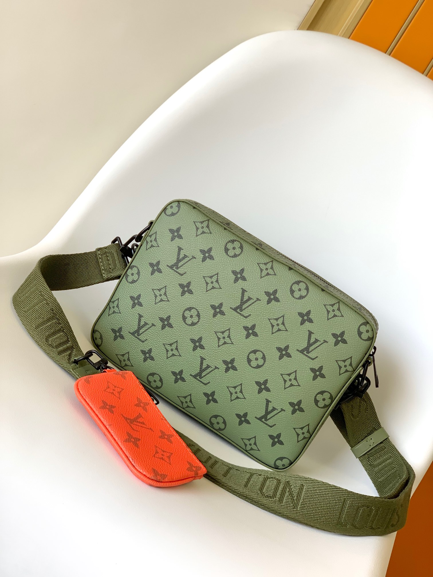 Louis Vuitton LV Trio Messenger Bag - Model M23783