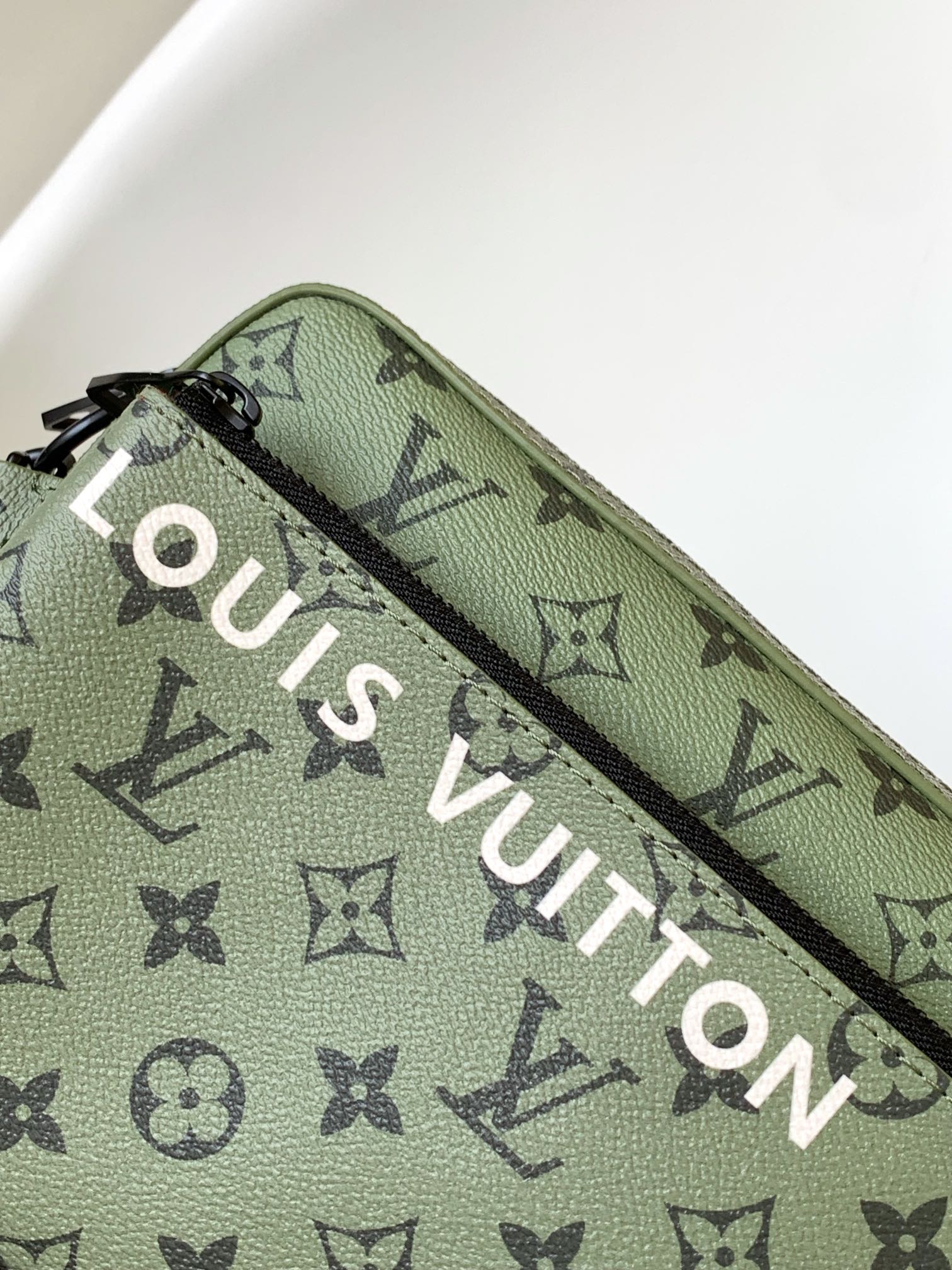 Louis Vuitton LV Trio Messenger Bag - Model M23783