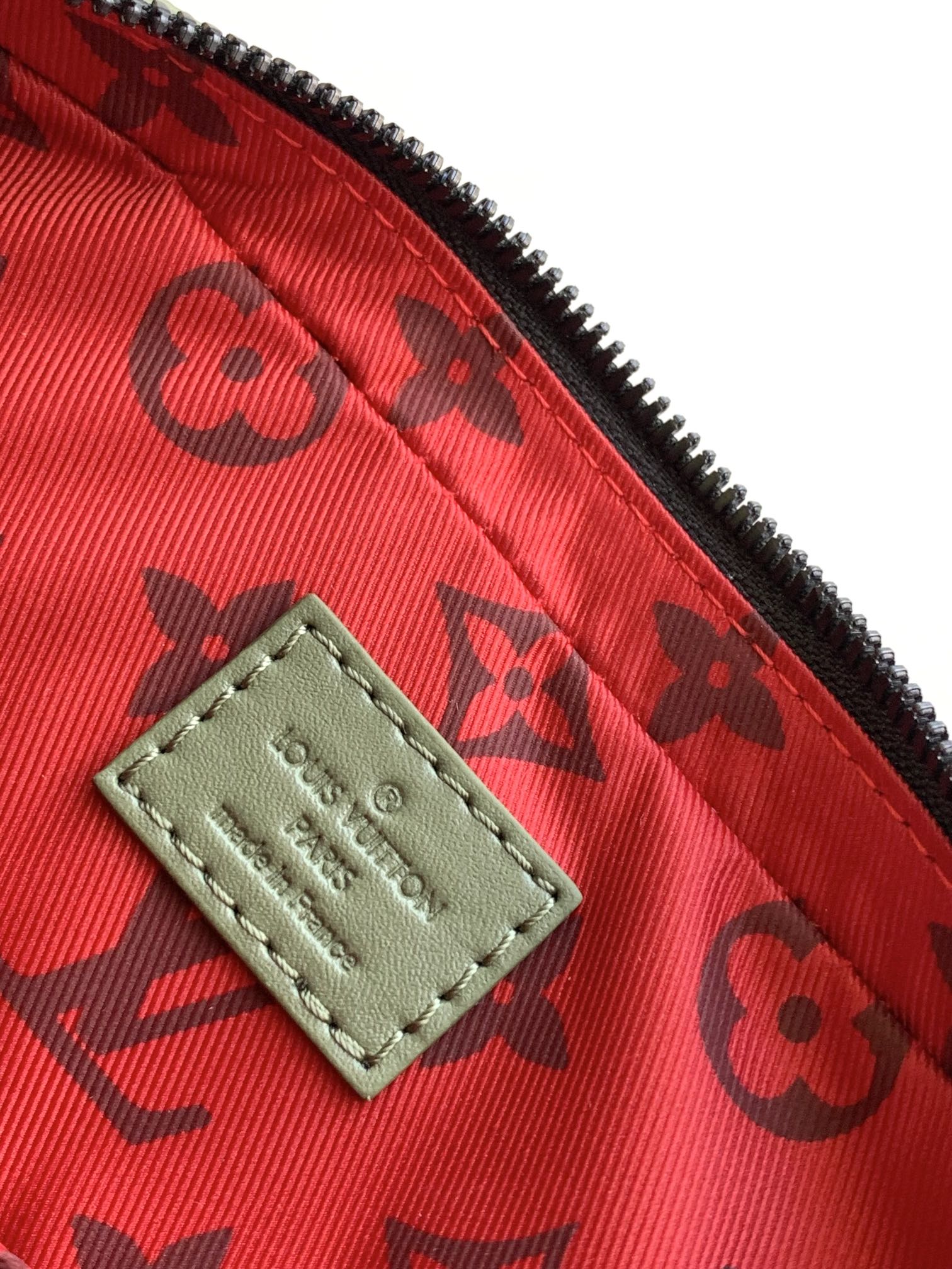 Louis Vuitton LV Trio Messenger Bag - Model M23783