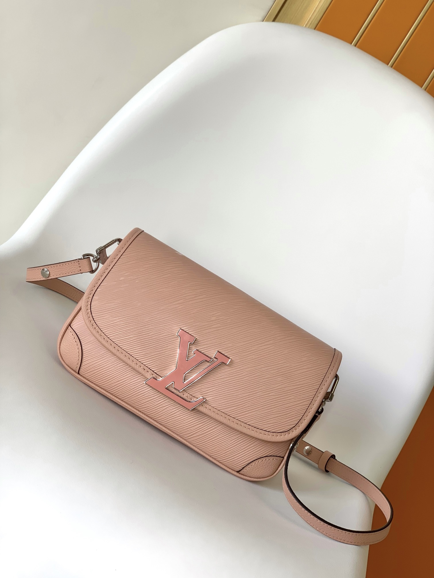 Louis Vuitton LV Buci Handbag - Epi Leather - M20987 (Pink)