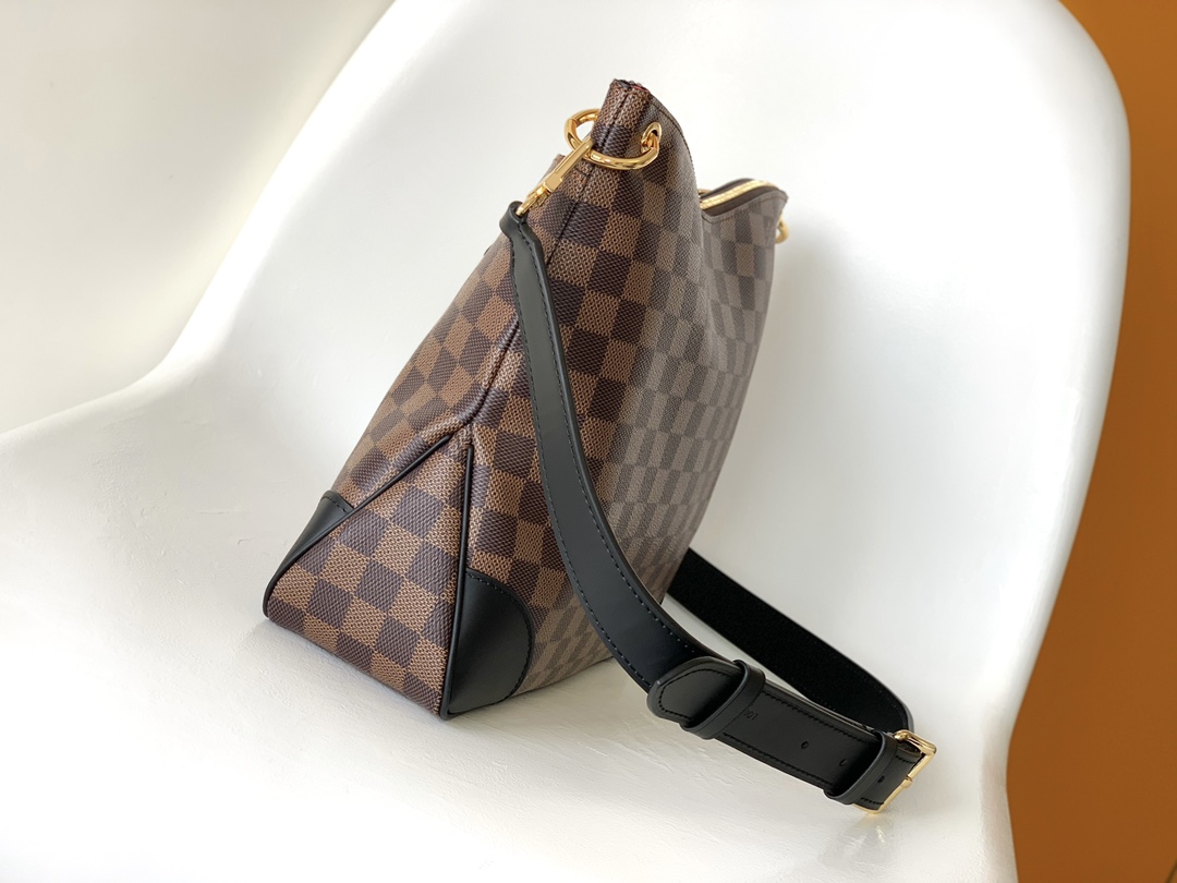 Louis Vuitton LV Odeon MM Handbag - Monogram Canvas - N50062