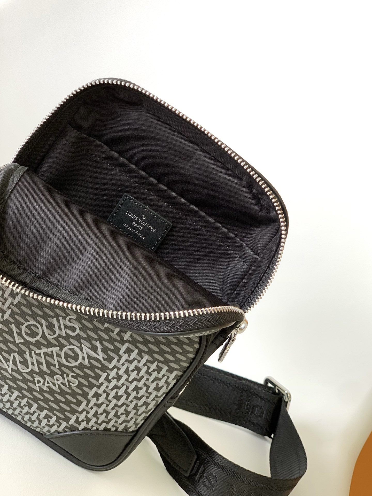 Louis Vuitton LV Nano Amazon Messenger Bag - Damier Graphite 3D - N50012